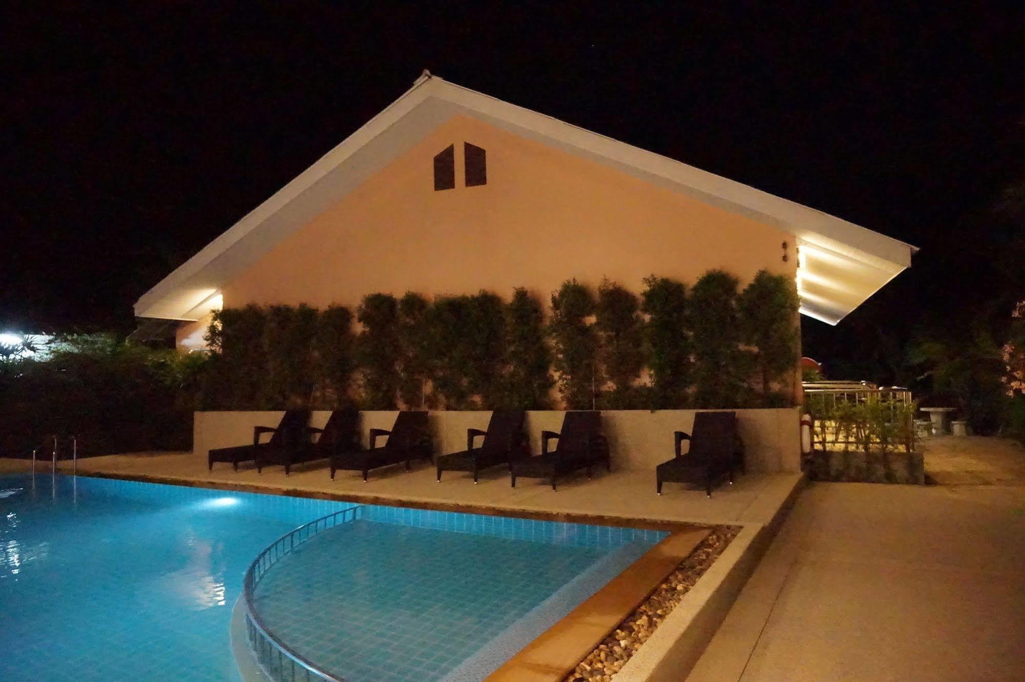 Hotel Snowhouse Aonang Krabi Ao Nang Exterior foto